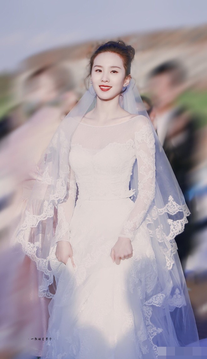 10 cô dâu đẹp nhất Trung Quốc: Lưu Diệc Phi xếp sau Triệu Lộ Tư, hạng 1 trời sinh để làm đại minh tinh- Ảnh 5.