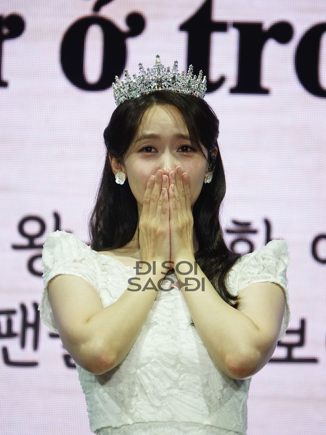 Fan meeting Yoona (SNSD) tại Việt Nam: Nữ thần đội nón lá chuẩn “dâu Việt”, quyết chưa ăn phở chưa về Hàn!- Ảnh 7.