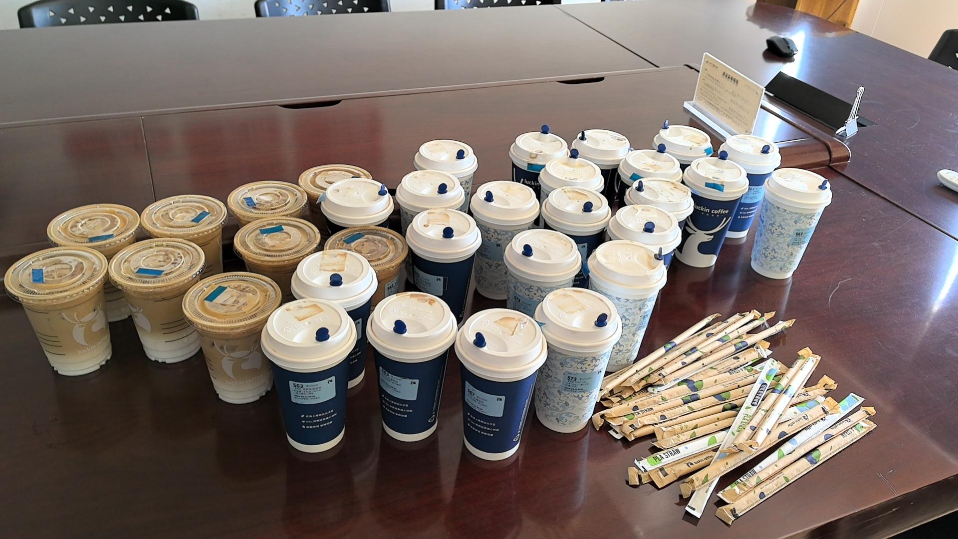 "Văn phòng phải mời nhau trà sữa khiến tôi ngộp thở" thành đề tài tranh cãi: Không uống sợ bị đánh giá, uống rồi lại tiếc tiền o4aazsqgqban7b38zlwafood0dweebalmey7apnoop 1746762647896 17467626480551995117150