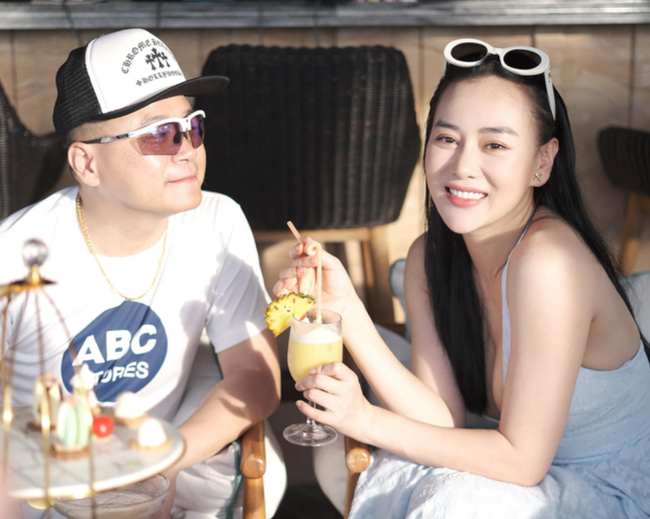 Nhìn lại khoảnh khắc này của gia đình Phương Oanh - Shark Bình, kể cả ai Nhìn lại khoảnh khắc này của gia đình Phương Oanh - Shark Bình, kể cả ai