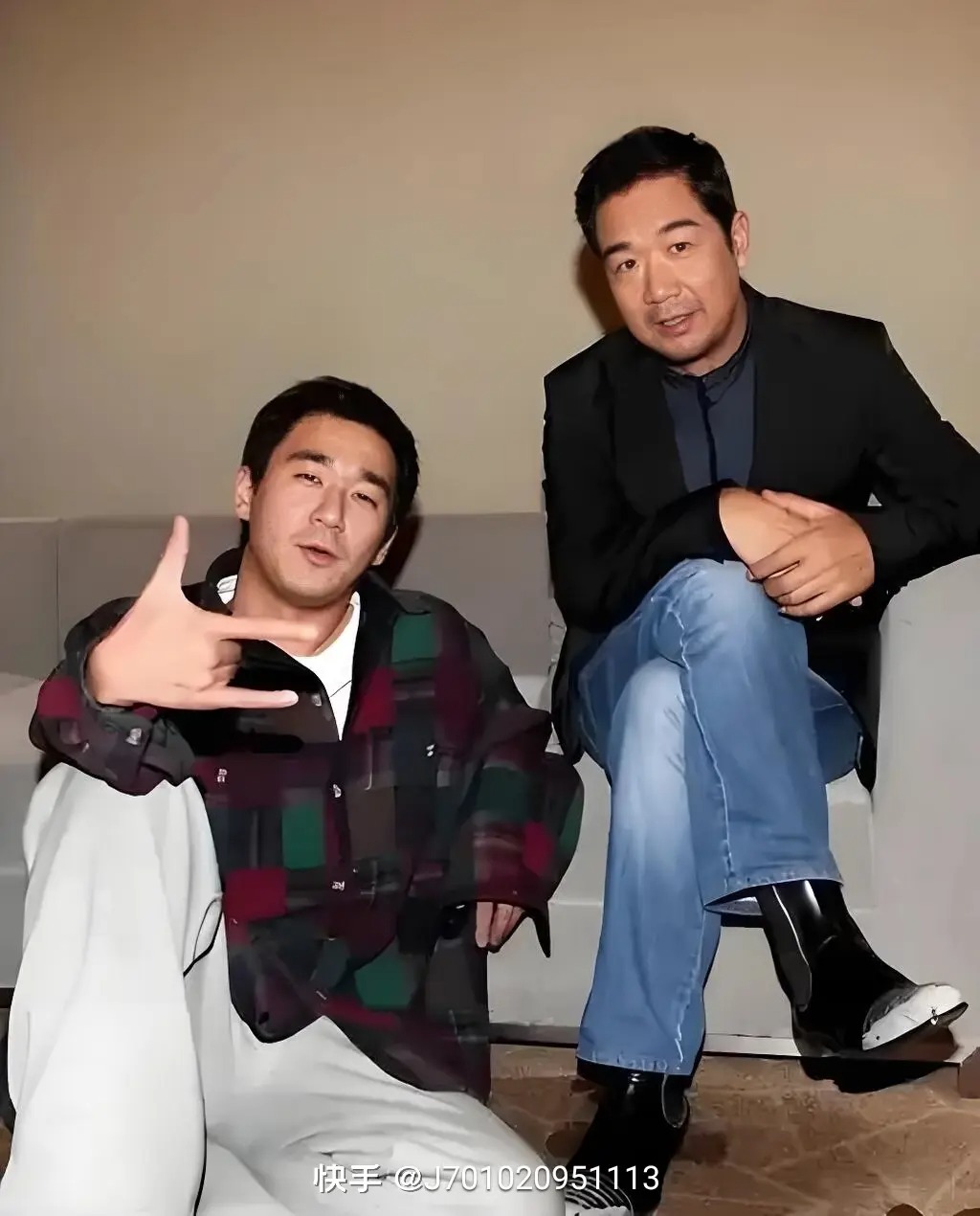 "Con trai Càn Long": Gã quý tử ngỗ ngược của showbiz bị "đuổi" khỏi quê hương, 42 tuổi vẫn sống nhờ tiền chu cấp của bố oif312gaaaceangs4adannqimia5ep9x 151857 1743046913251 17430469135901704014228