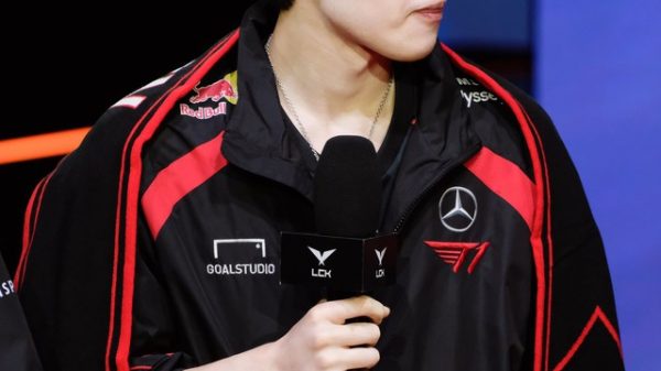 [Raybet] Nghi vấn Smash "bật" đàn anh ngay trong trận khiến cộng đồng T1 tranh cãi oner smash t1 1 17448788612721087149956 1