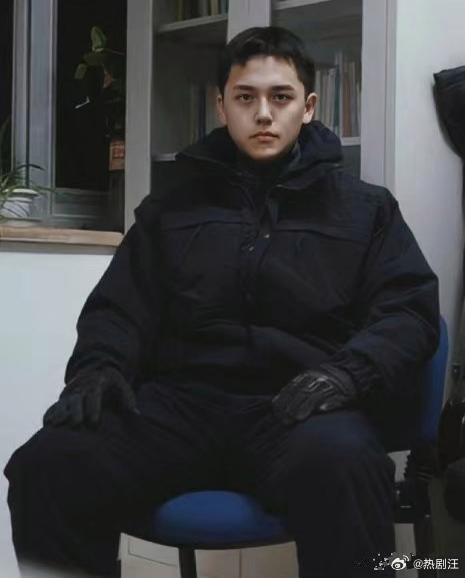 Sao nhí đẹp nhất Trung Quốc cả đời chỉ đóng 1 phim mà nổi tiếng suốt 20 năm, nhìn nhan sắc hiện tại mới sốc- Ảnh 4. Sao nhí đẹp nhất Trung Quốc cả đời chỉ đóng 1 phim mà nổi tiếng suốt 20 năm, nhìn nhan sắc hiện tại mới sốc- Ảnh 4.