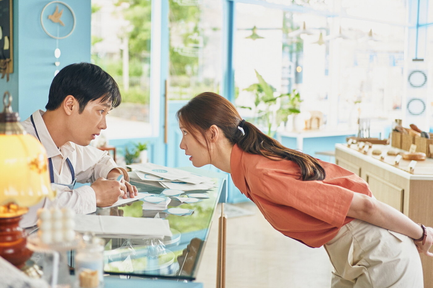 Phim Hàn hay khủng khiếp lập kỷ lục vô địch 2025: Nữ chính là bà cố nội visual, thở thôi cũng đẹp tràn màn hình- Ảnh 5.