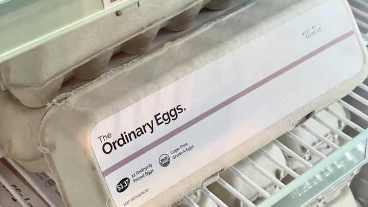 Hãng mỹ phẩm Mỹ bỗng dưng… bán trứng- Ảnh 1.