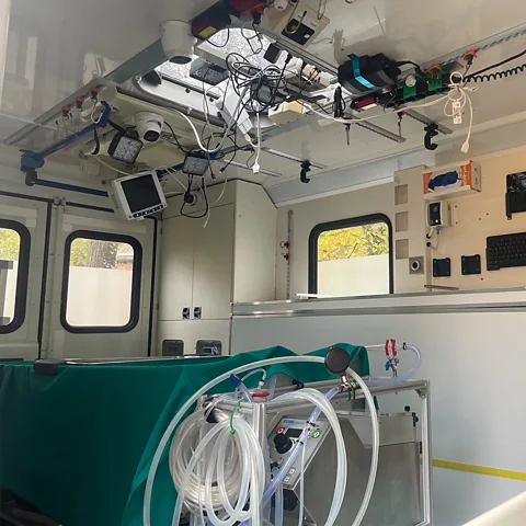 Không phải viễn tưởng: Gần 700 người đăng ký