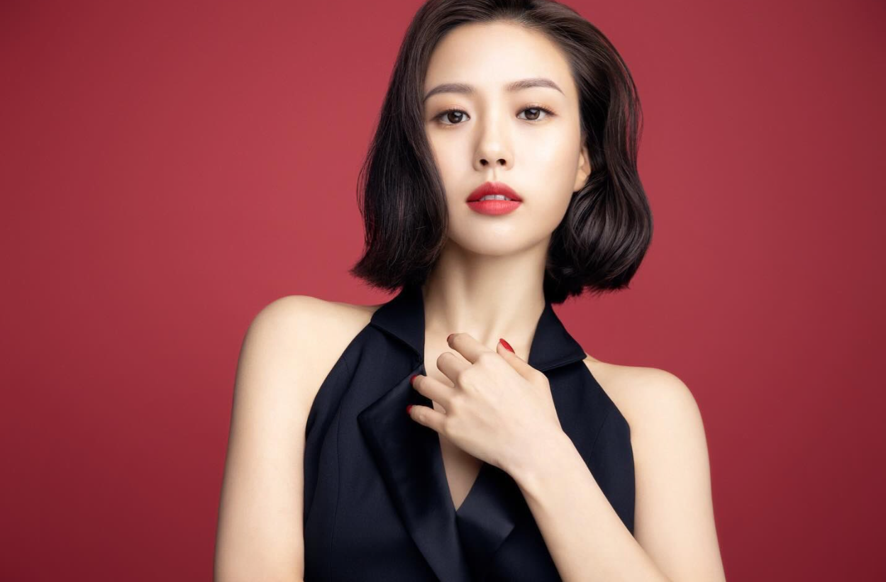 "Mỹ nhân con cưng Netflix" bị tố bắt nạt, trấn lột bạn học, nhạo báng người khuyết tật p6 1748368533676111990760 1748402914287 17484029148131158478549