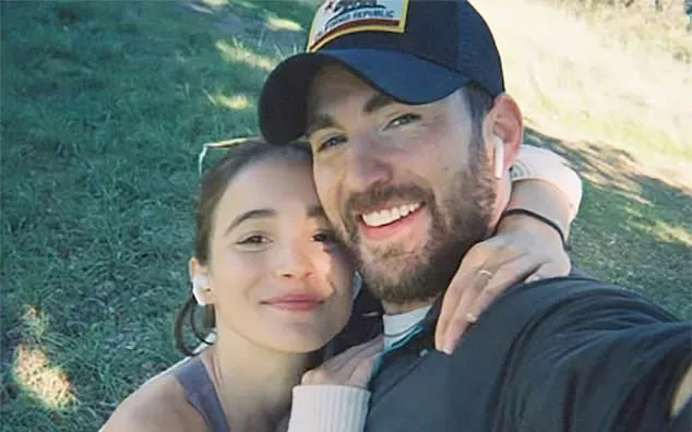 (Ảnh: Chris Evans Instagram)