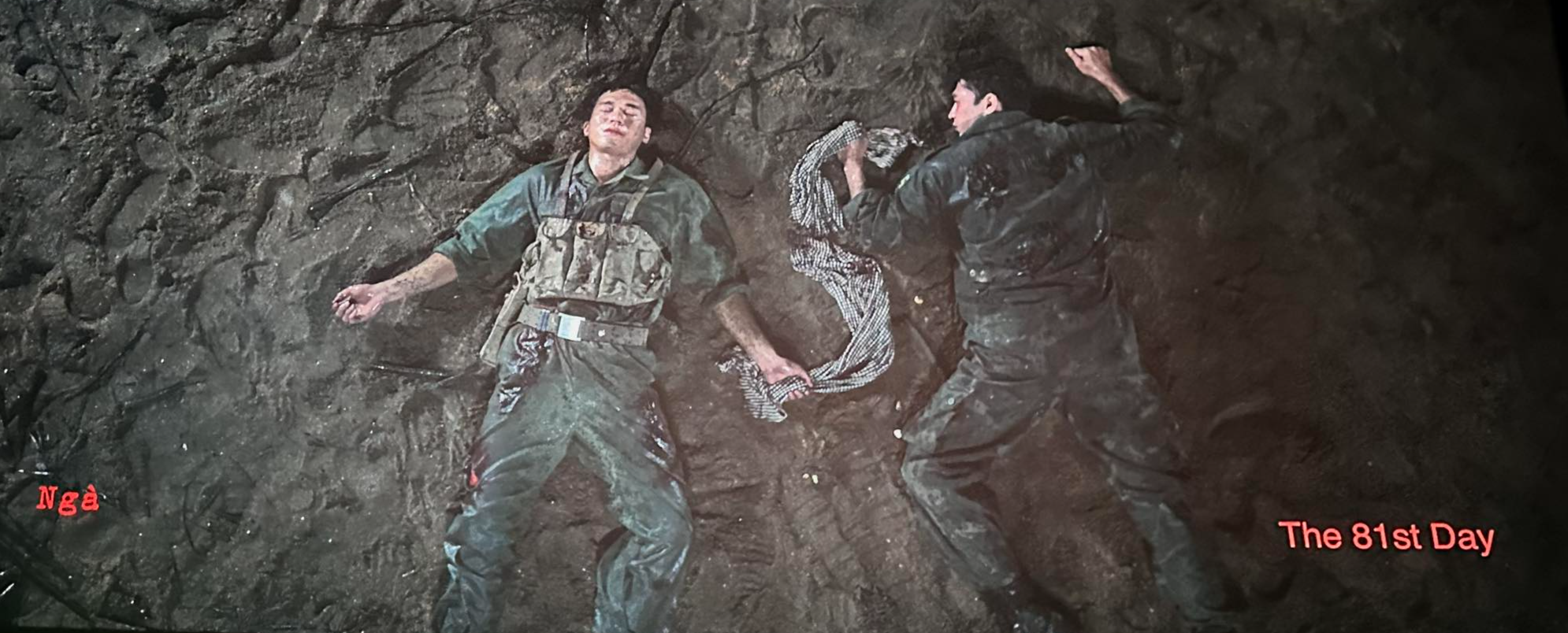 Bật mí ý nghĩa chiếc khăn rằn trong phim Mưa Đỏ- Ảnh 3.