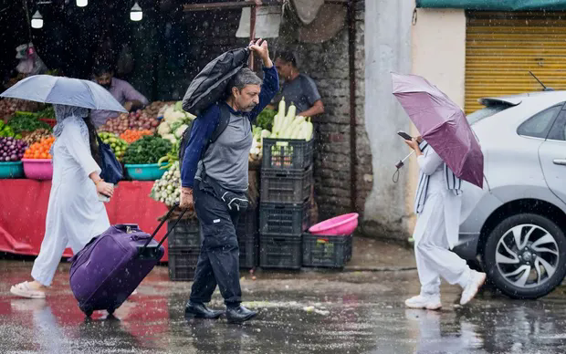 Vì sao châu Á liên tiếp hứng chịu mưa lớn cực đoan?- Ảnh 1.