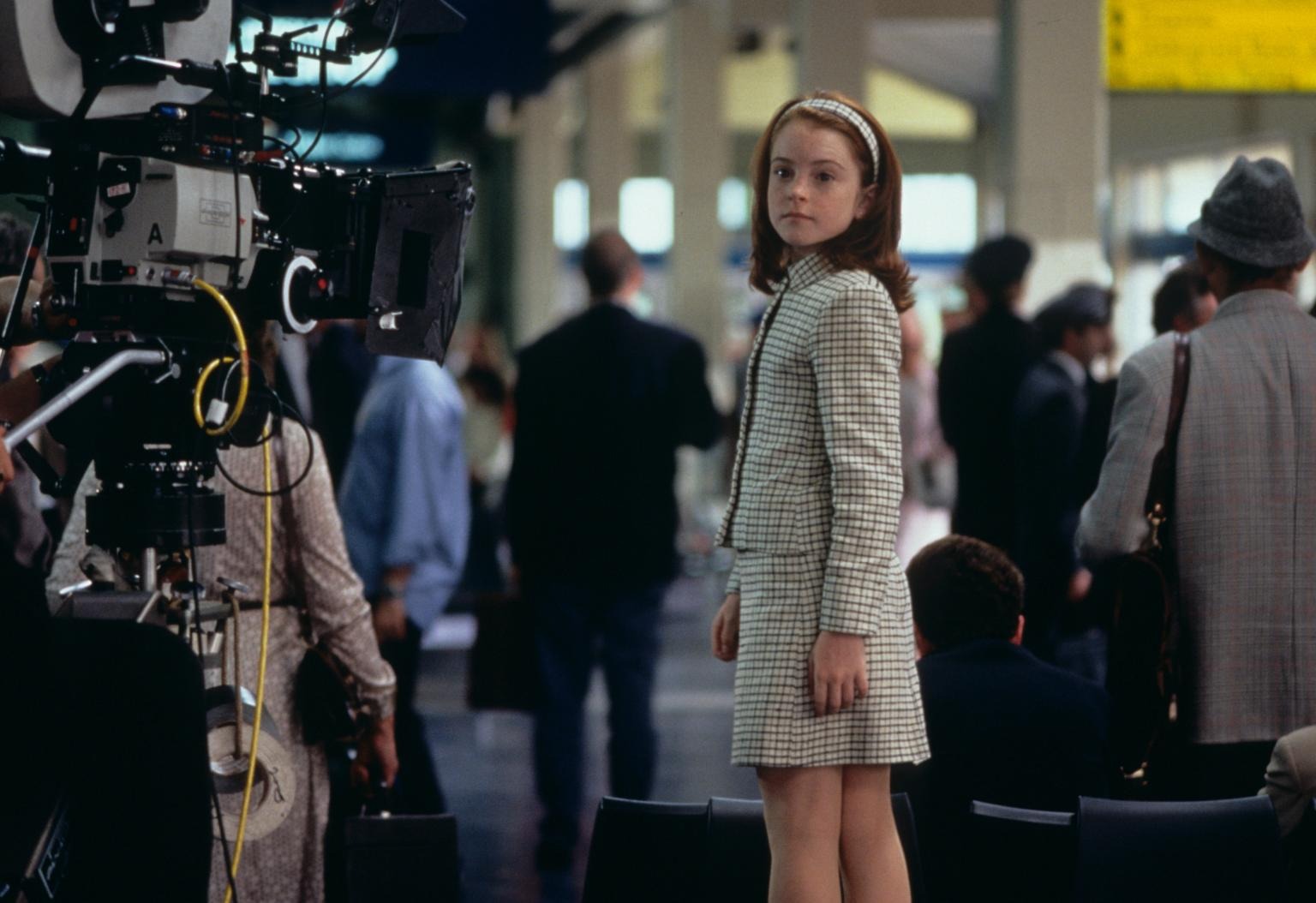 Lindsay Lohan tự cosplay chính mình 27 năm trước, kết quả ra sao mà netizen