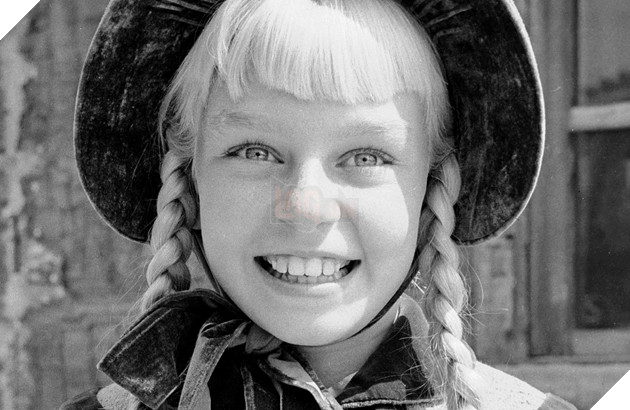 Hình ảnh nữ diễn viên Patty McCormack trong tạo hình cô bé Rhoda trong phim The Bad Seed năm 1956.