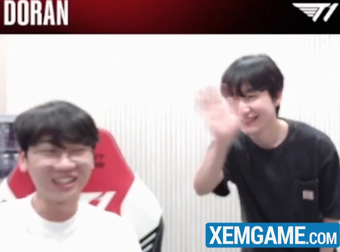 peanut-toi-t1 Peanut bất ngờ xuất hiện ở trụ sở T1 khiến cộng đồng fan vẽ ra loạt “thuyết âm mưu” peanut toi t1