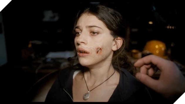 Until Dawn: 5 Cái chết Kinh Hoàng Khiến Khán Giả Khiếp Đảm 2