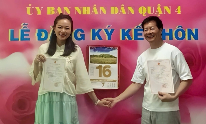 Hoa hậu Việt lấy chồng hơn 26 tuổi: Được sang tên tài sản trăm tỷ- Ảnh 6.