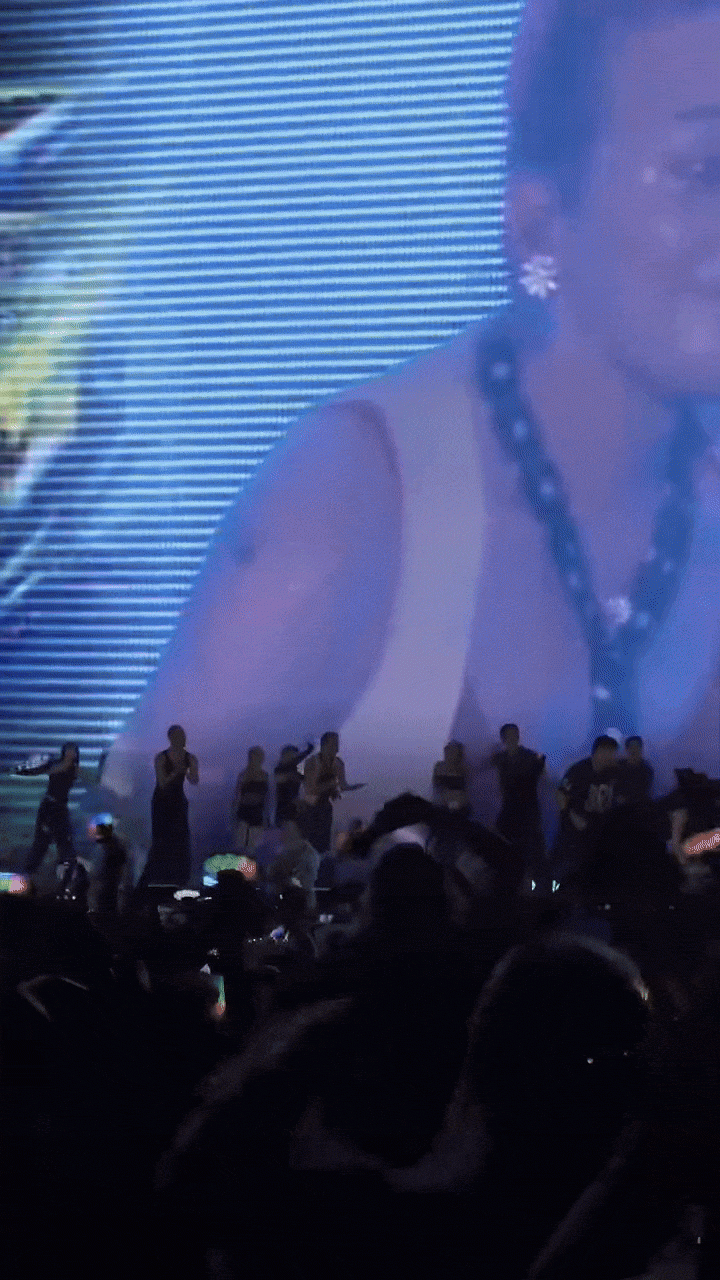 Phản ứng của G-Dragon trong khoảnh khắc fan cuồng lao lên sân khấu khi đang biểu diễn tại Mỹ Đình - 3