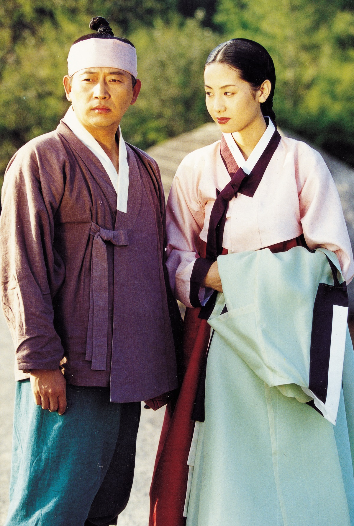 Siêu phẩm cổ trang lập kỷ lục rating 63% vô địch cả nước, nữ chính đẹp thách thức mọi khung hình- Ảnh 1.