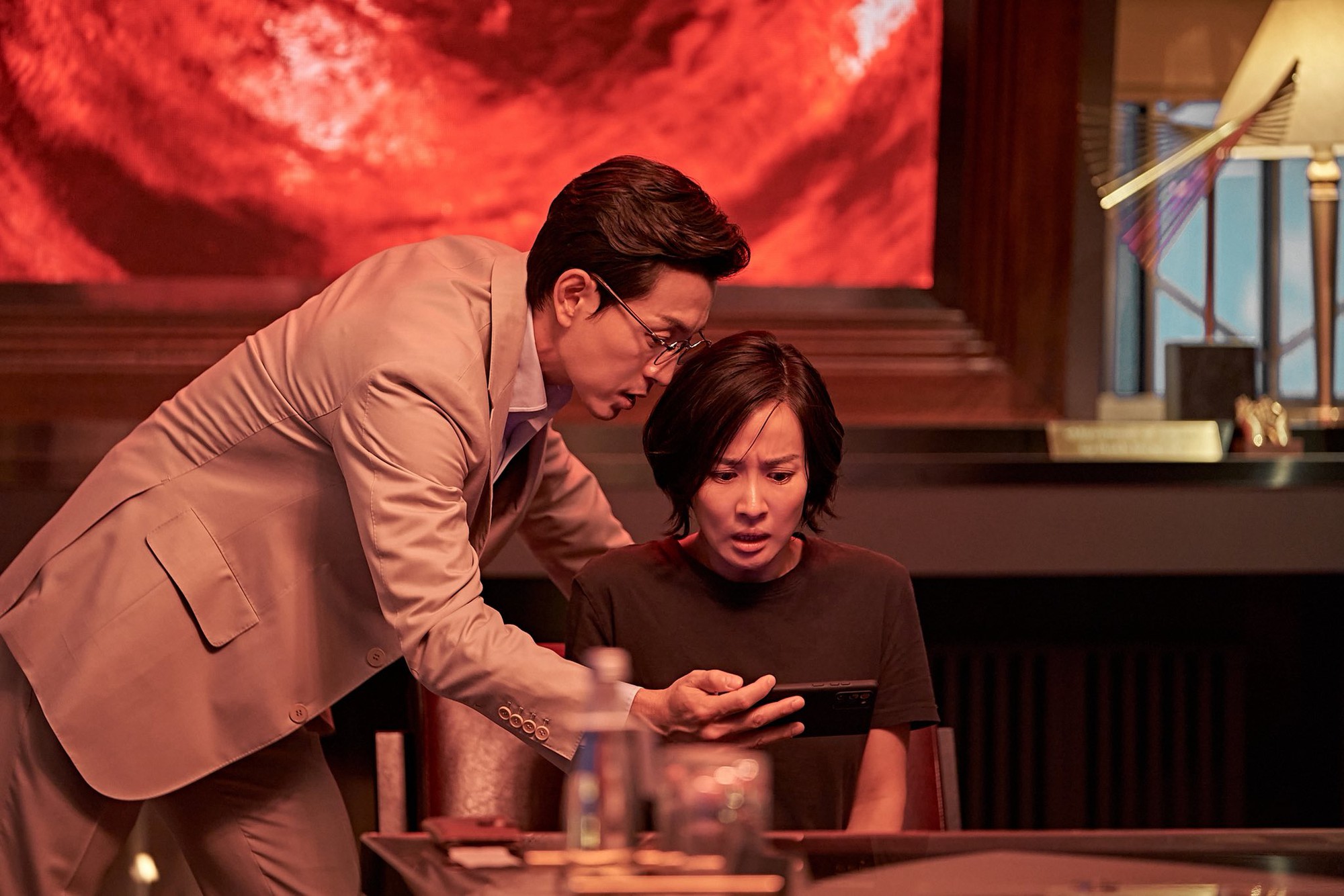 Phim 18+ Hàn Quốc gây tranh cãi nhất 2025: Cặp chính đẹp điên đảo cõi mạng, xem 1 lần là quá ít- Ảnh 4.