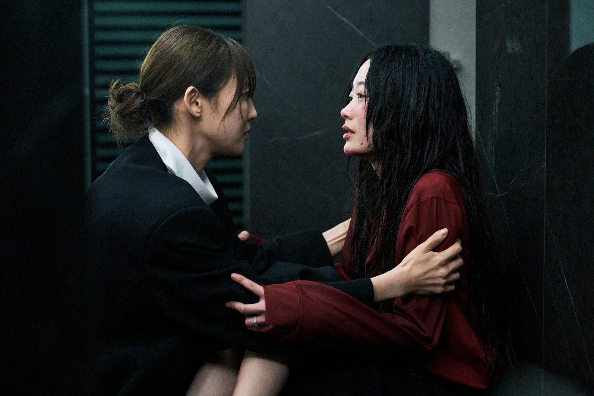 Phim Hàn mới chiếu đã chiếm top 1 Việt Nam: Nữ chính là Phim Hàn mới chiếu đã chiếm top 1 Việt Nam: Nữ chính là