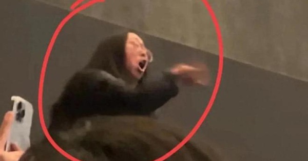 1 đạo diễn phim Tết bị khán giả mắng chửi thậm tệ ngay giữa rạp chiếu, lý do khiến hàng triệu người tranh cãi kịch liệt phong than22a 17387561612941178616930 68 0 414 660 crop 1738756169960238918819jpg