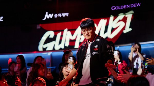 LMHT: Gumayusi thất vọng cho rằng trận đấu với Gen.G đáng lẽ đã có thể 3-0 nếu xử lý tốt hơn phong van gumayusijpg