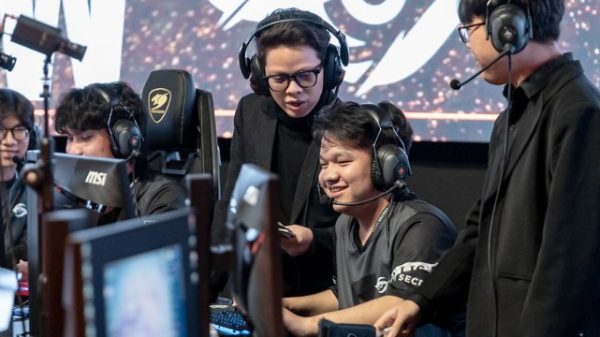 Phỏng vấn Dire, Kratos: TSW bắt bài chiến thuật, MVKE vẫn gặp vấn đề giao tiếp phong van tsw dire 1jpg