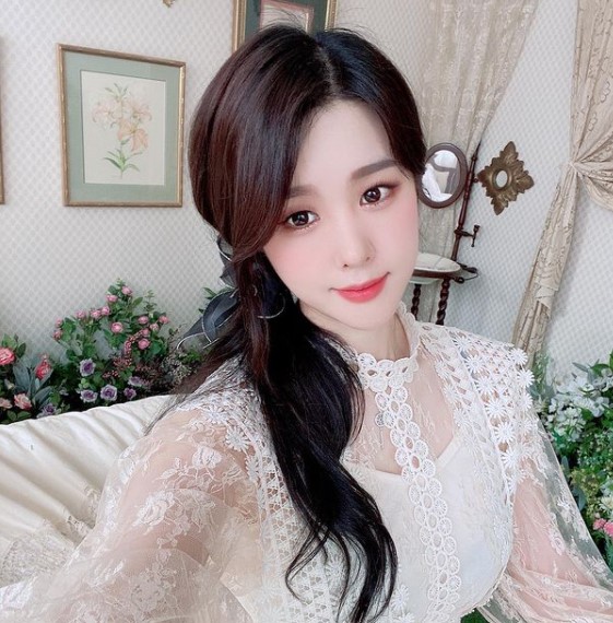 Quá xinh đẹp, nữ streamer bất ngờ rơi vào hoàn cảnh nguy hiểm, sợ tới bật khóc- Ảnh 2.