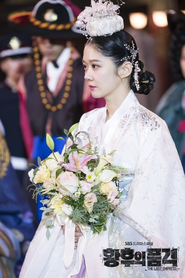 10 tân nương đẹp nhất Hàn Quốc: Kim Tae Hee thua xa Jang Nara, số 1 nhìn mà muốn cưới luôn làm vợ- Ảnh 2.