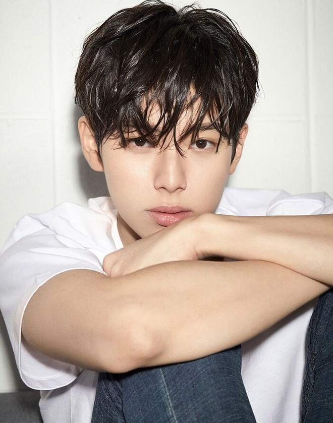 Mỹ nam 2K đang thống trị 42 quốc gia chính thức công khai bạn gái, thuyền couple với Yoona (SNSD) lật tan tành!- Ảnh 11. Mỹ nam 2K đang thống trị 42 quốc gia chính thức công khai bạn gái, thuyền couple với Yoona (SNSD) lật tan tành!- Ảnh 11.