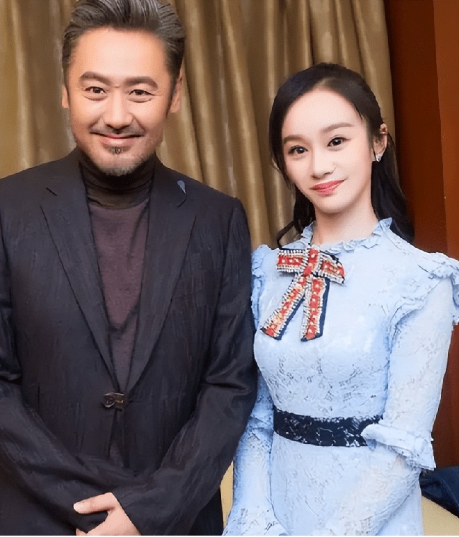 "Sao nam hạng A toàn phim hot" bị bồ nhí 9x tung hê hợp đồng bao nuôi, liền bắt tay vợ tống tiểu tam vào tù 3 năm trời photo 1 17008268218251202786893 17537562207411464086955 1753768808736 17537688088851384476022