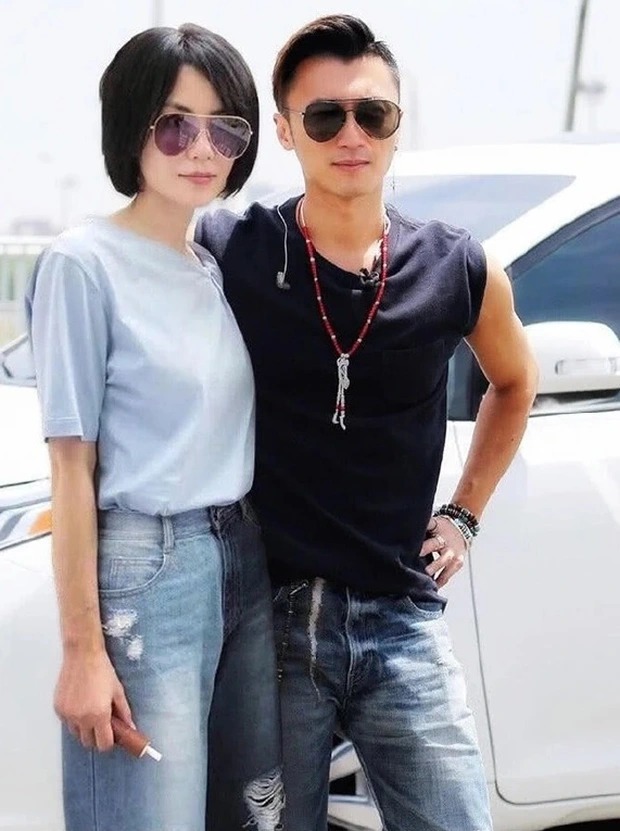 Bùng binh tình ái rối rắm: Chứng kiến Tạ Đình Phong tỏ tình Vương Phi, Trương Bá Chi liền có màn