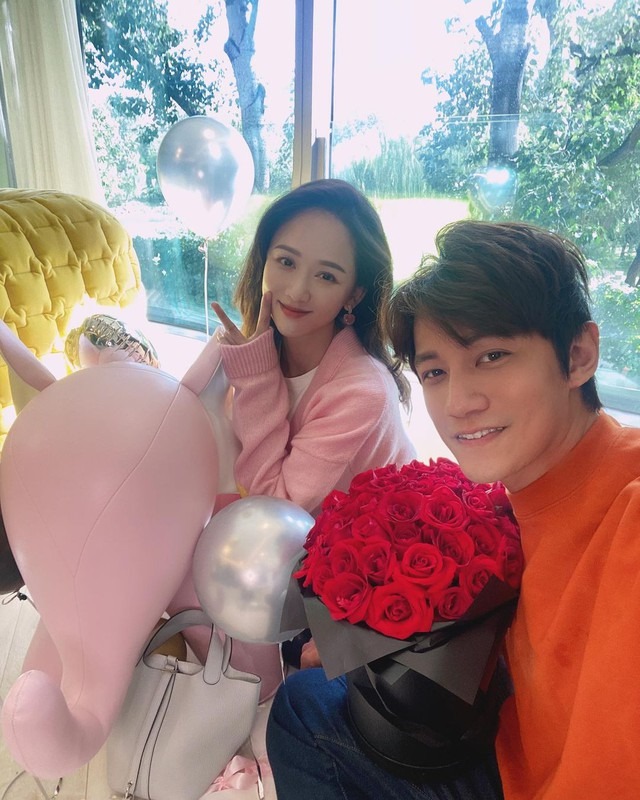 "Nữ thần thanh xuân" Trần Kiều Ân đòi ly hôn khiến chồng thiếu gia kém 9 tuổi khóc nghẹn photo 1 1710063388445477118212 1 17582665975921227332969 1758269814950 17582698153531852024690