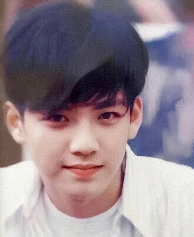 "Nam thần mơ ước của các cô gái" lộ nhan sắc thật qua cam thường photo 15 1603075611332524067430 1740747149377 1740747149692506152796