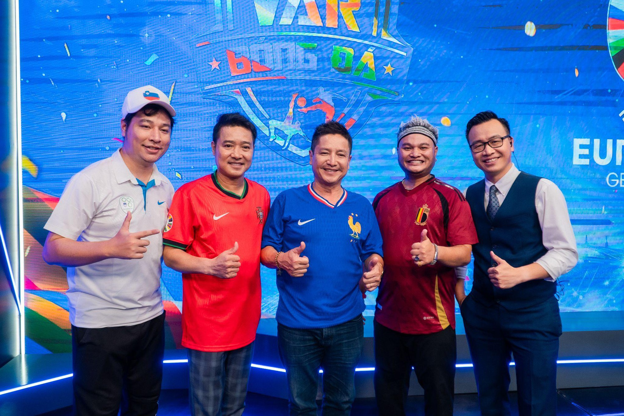 Bùng nổ cảm xúc tại sự kiện FC Online Year-End Gala 2024- Ảnh 1. Bùng nổ cảm xúc tại sự kiện FC Online Year-End Gala 2024- Ảnh 1.