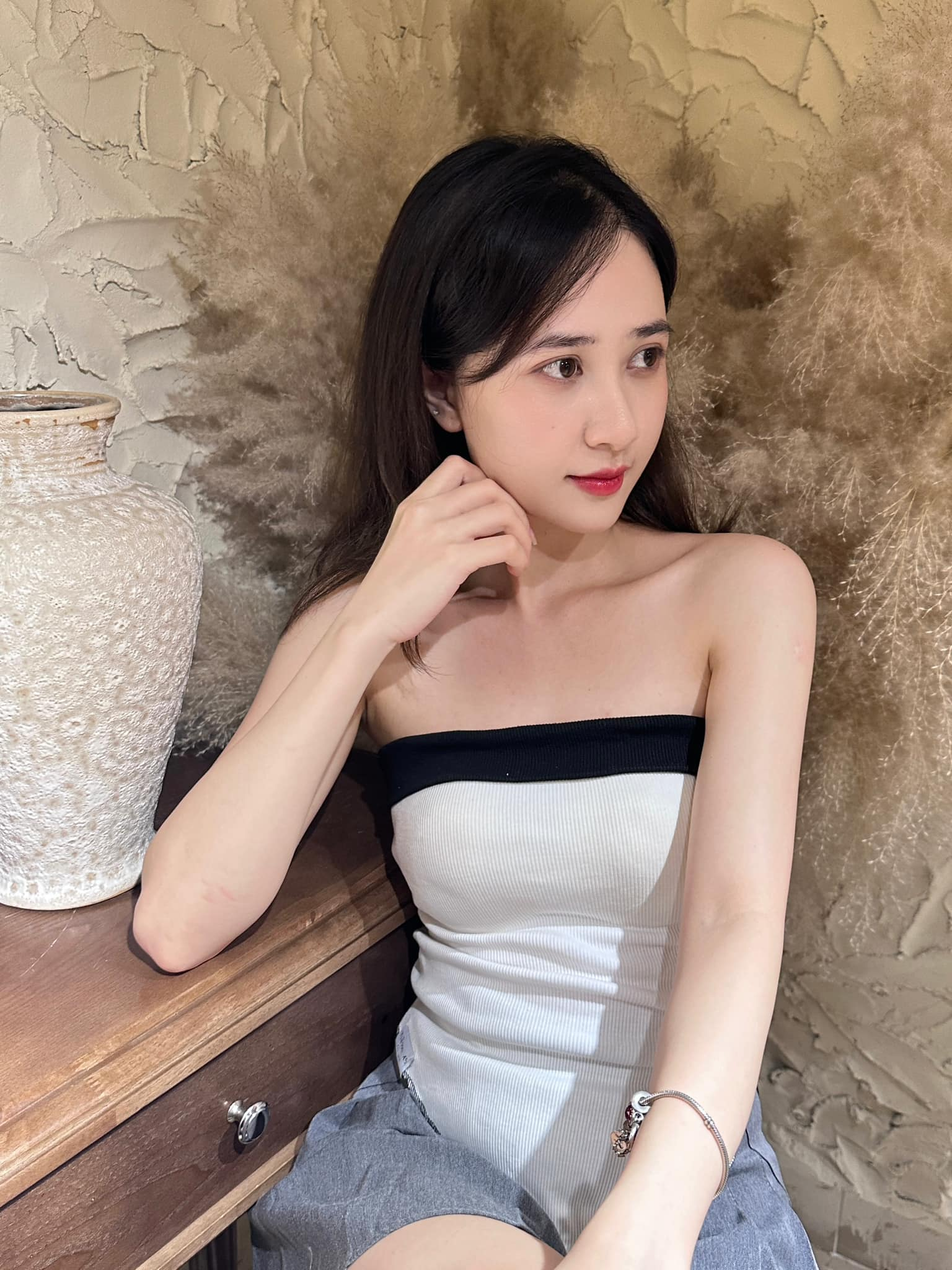 Khoe nhan sắc bản thân, hot girl Esports bất ngờ nói lời