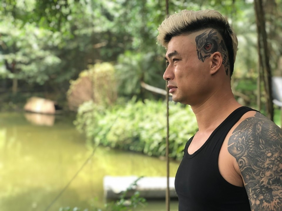 Sao nam Vbiz đóng 10 vai như 1 vẫn hot điên đảo, càng xấu khán giả càng u mê mới tài- Ảnh 2.