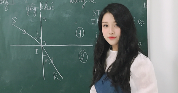 Cô giáo Vật Lý khoe ảnh xinh đẹp, nóng bỏng chẳng kém hot girl- Ảnh 1. Cô giáo Vật Lý khoe ảnh xinh đẹp, nóng bỏng chẳng kém hot girl- Ảnh 1.