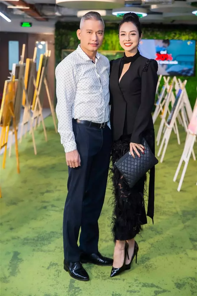 Hoa hậu vừa gặp sự cố vì chơi pickleball: Có mẹ chồng giàu top đầu sàn chứng khoán, bố chồng là Tiến sĩ- Ảnh 10.