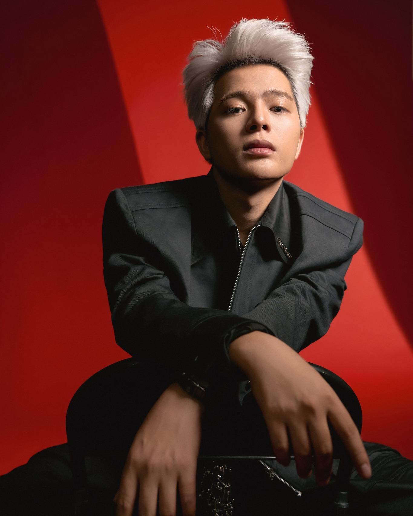 photo-1738344571727-1738344572050662016146-1738379682107-17383796824291409484371 "Anh trai" tuổi Tỵ vừa "toàn thắng" ở 1 chương trình hot bậc nhất Việt Nam 2024: Rũ bỏ định kiến để tỏa sáng với hào quang "không thể đùa" photo 1738344571727 1738344572050662016146 1738379682107 17383796824291409484371