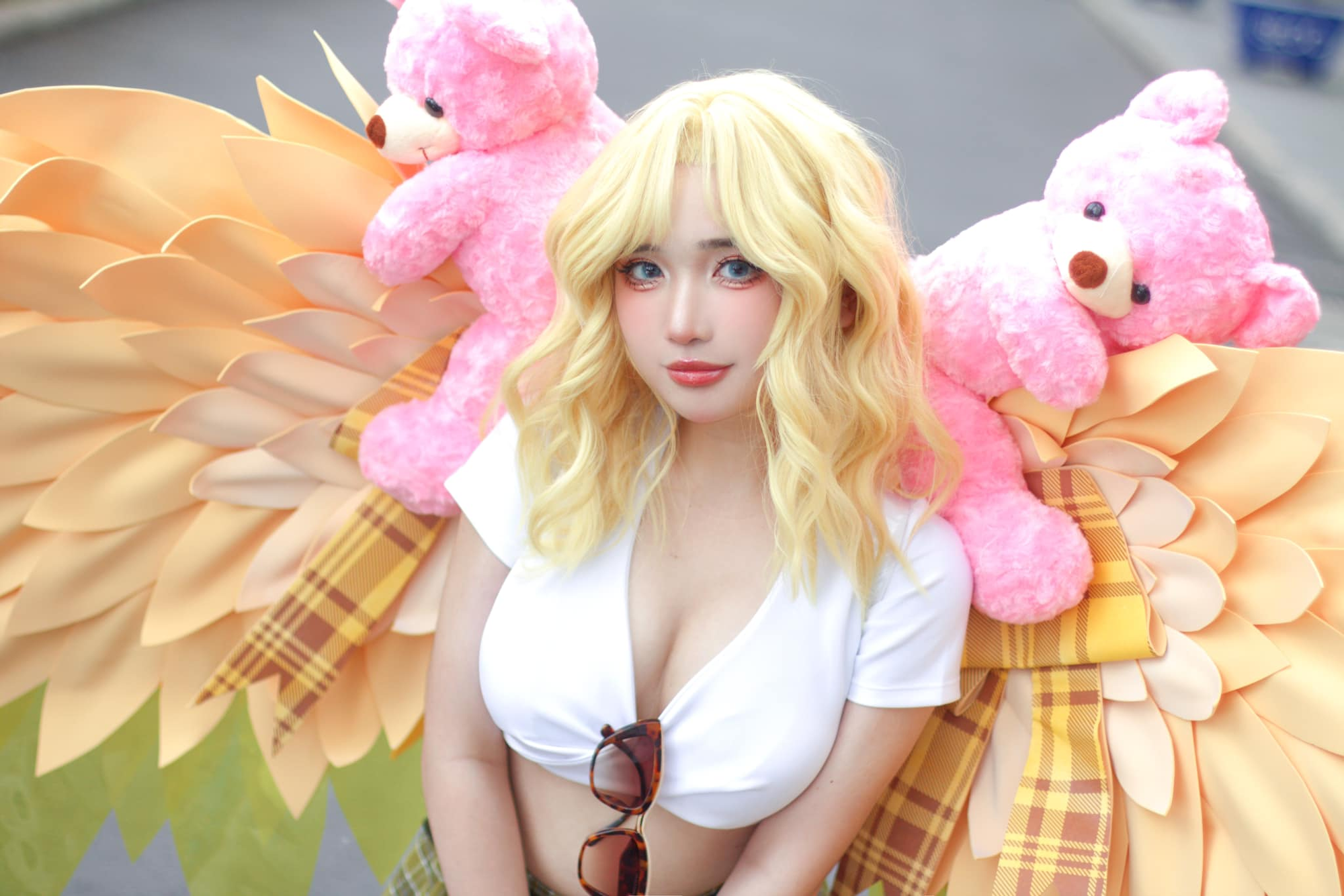 Không rời mắt khỏi loạt bài đăng nóng bỏng, tỏa Không rời mắt khỏi loạt bài đăng nóng bỏng, tỏa