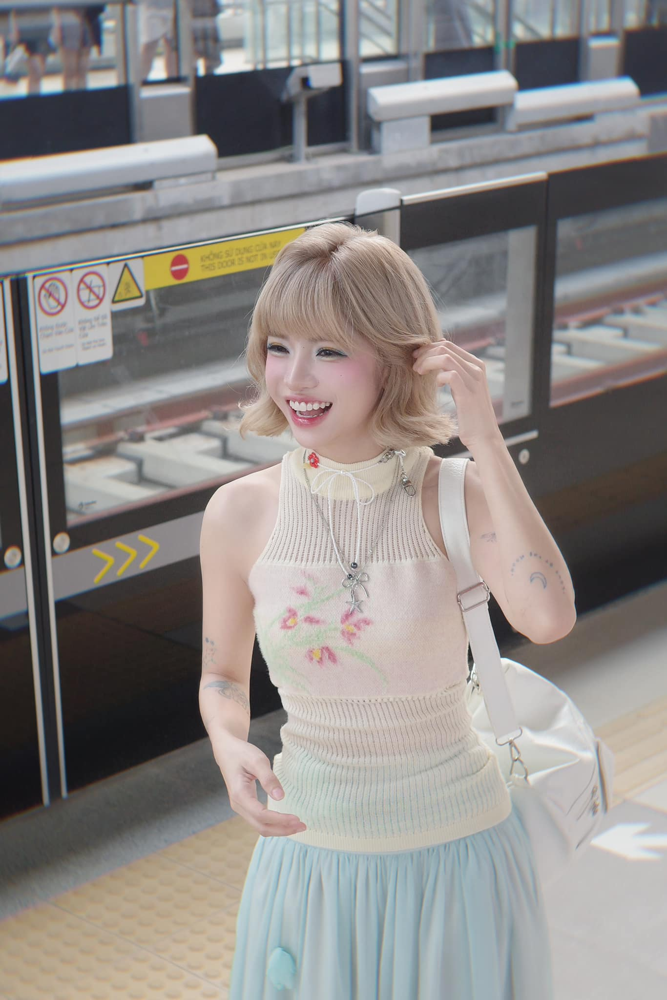 TikToker Ciin ngày càng quyến rũ, nóng bỏng, tự tin