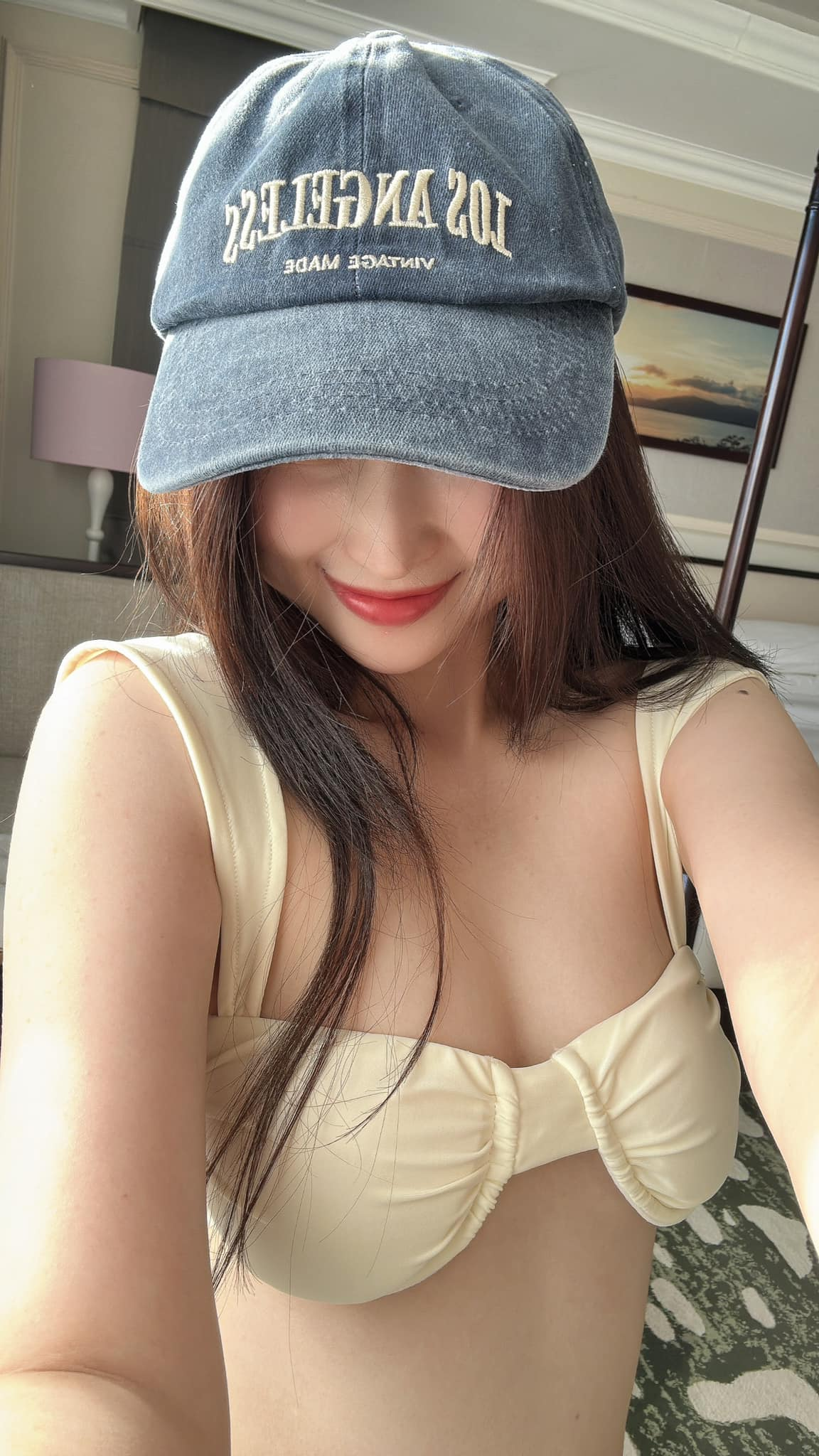 Hot girl làng game khoe loạt ảnh gợi cảm nhưng vẫn