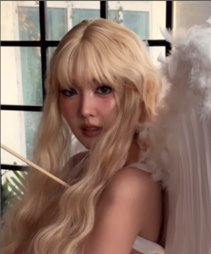 Hóa thiên thần đêm Valentine, nữ streamer