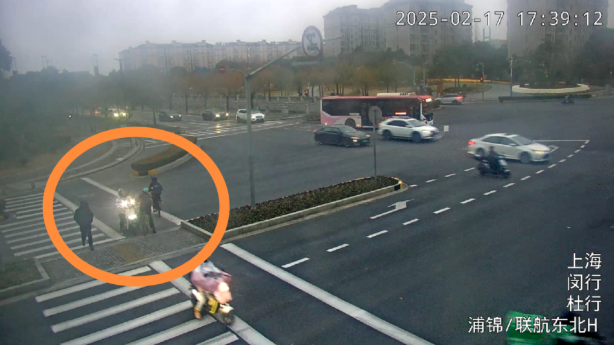 Thanh niên 19 tuổi bị tai nạn 43 lần/năm, được yêu cầu giám định để nhận bồi thường lại từ chối: Cảnh sát Thanh niên 19 tuổi bị tai nạn 43 lần/năm, được yêu cầu giám định để nhận bồi thường lại từ chối: Cảnh sát