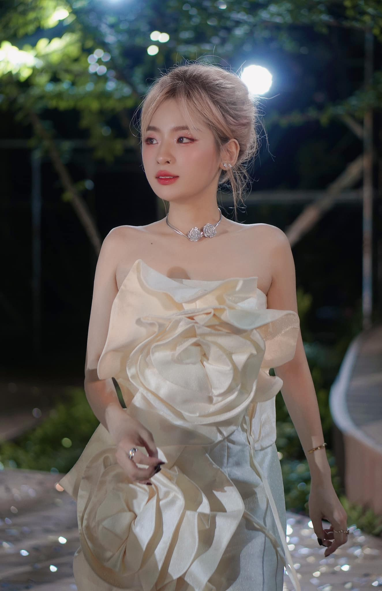 Ngọc Kem đáp trả fan khi bị nói