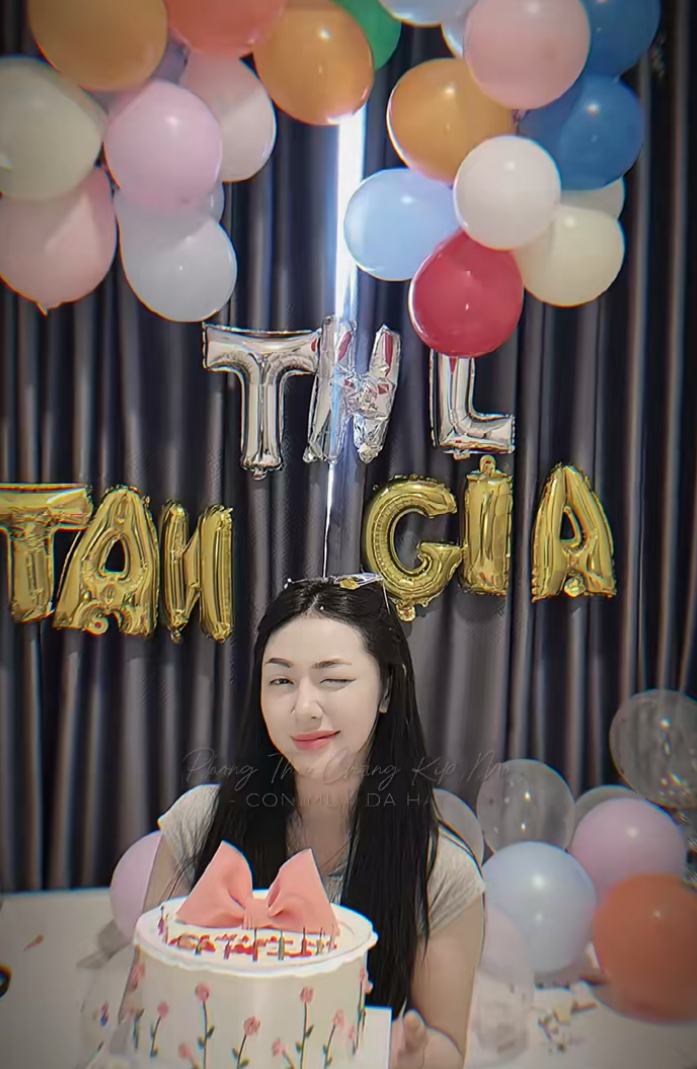 Trần Hà Linh hút triệu view với clip mới, anh em game thủ bị cuốn theo từng điệu