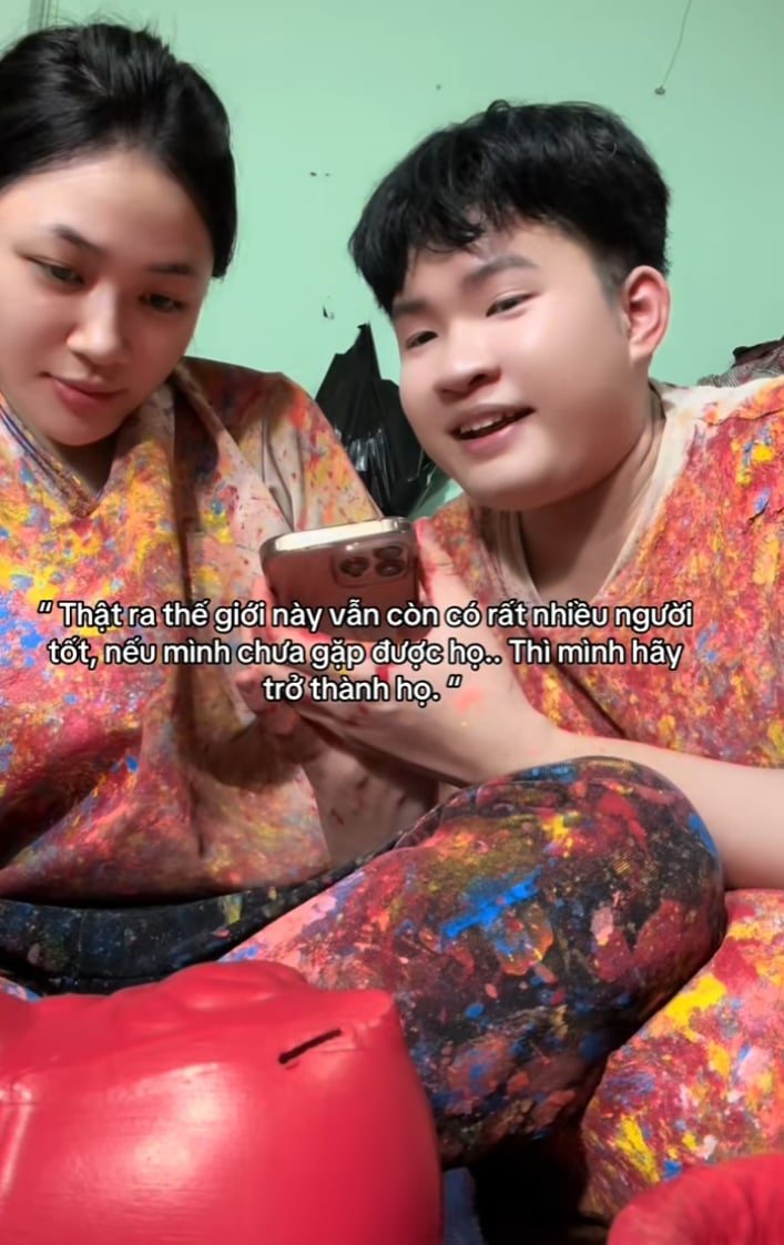 Trần Hà Linh hút triệu view với clip mới, anh em game thủ bị cuốn theo từng điệu