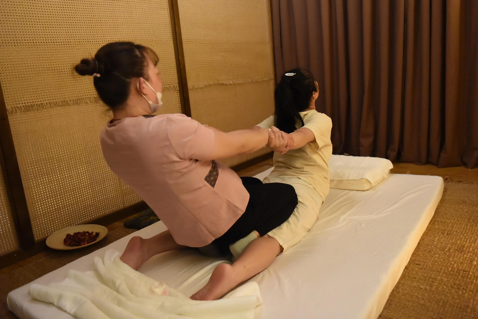 Đang massage, người đàn ông bỗng kêu đau tim: Cảnh sau đó ai thấy cũng ám ảnh- Ảnh 3.