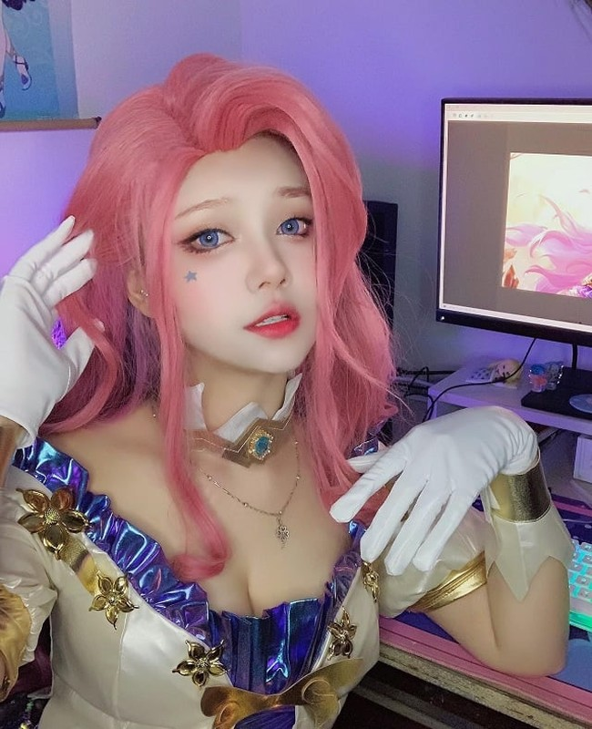 photo-1743912311883 photo-1743912311883