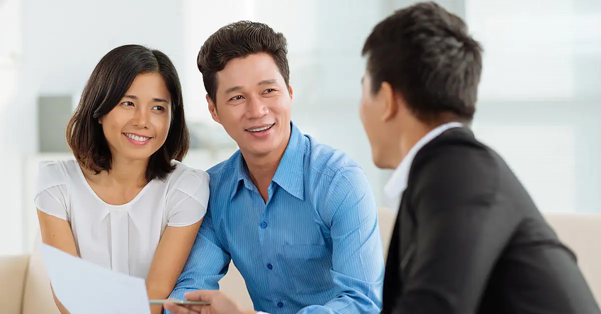 Khách hàng mất trắng hợp đồng bảo hiểm 1 tỷ đồng vì quên đóng phí, công ty thông báo: Do chị đi nước ngoài nên không thể liên lạc- Ảnh 1.